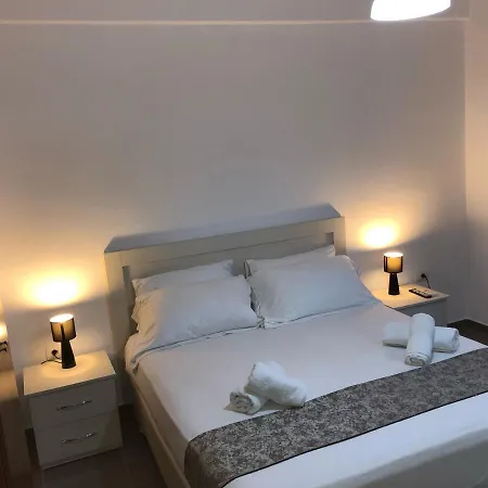 Dejli's Sarande