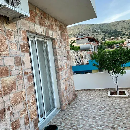 Dejli's Apartment